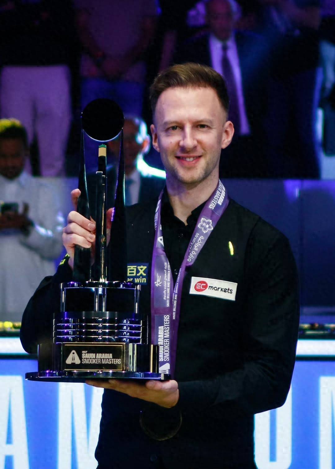 形成了一个 形成了一个