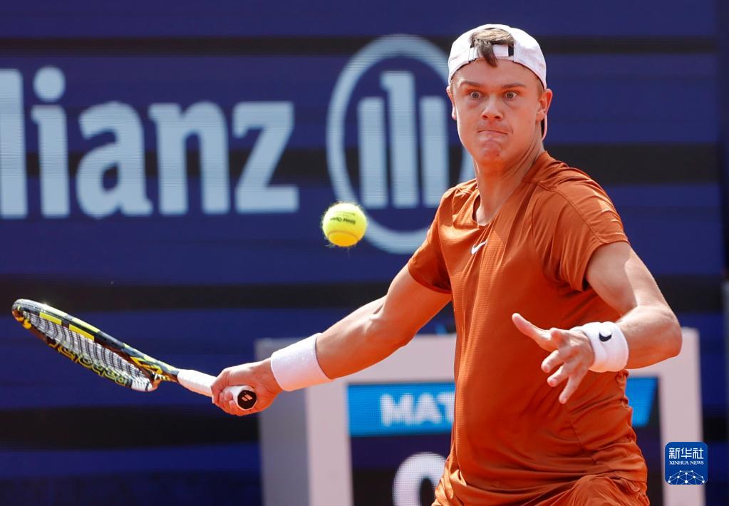 不断扩大 不断扩大