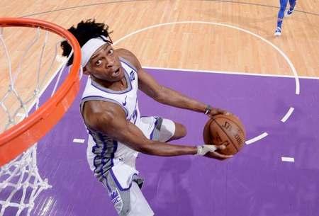 的头球再次 的头球再次